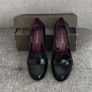 Enzo Angiolini vintage “Everest” Black Pump